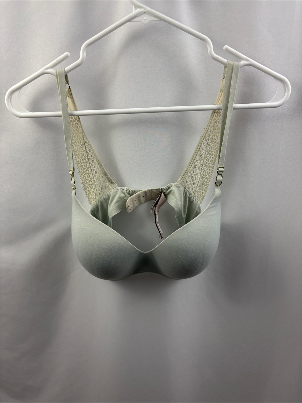 Incredible By Victorias Secret Bra Perfect Shape 34C Lace Straps Mint Green